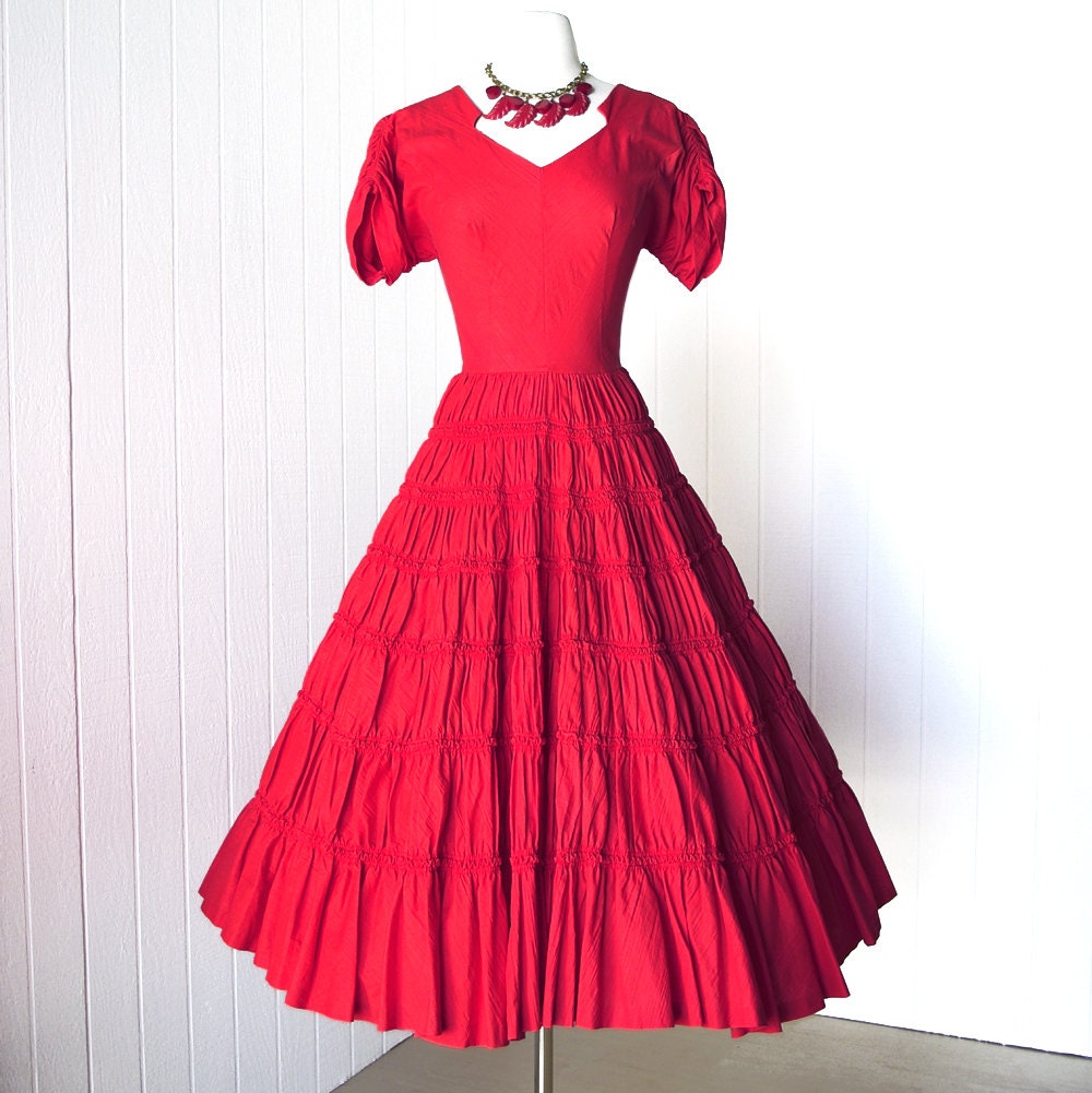 vintage 1950's dress ...fabulous GIGI YOUNG ORIGINALS red cotton ruched skirt shirred sleeves full skirt pin-up party dress
