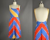 Vintage 1970s Dress / 70s Dress / 1970s chevron backless sun dress