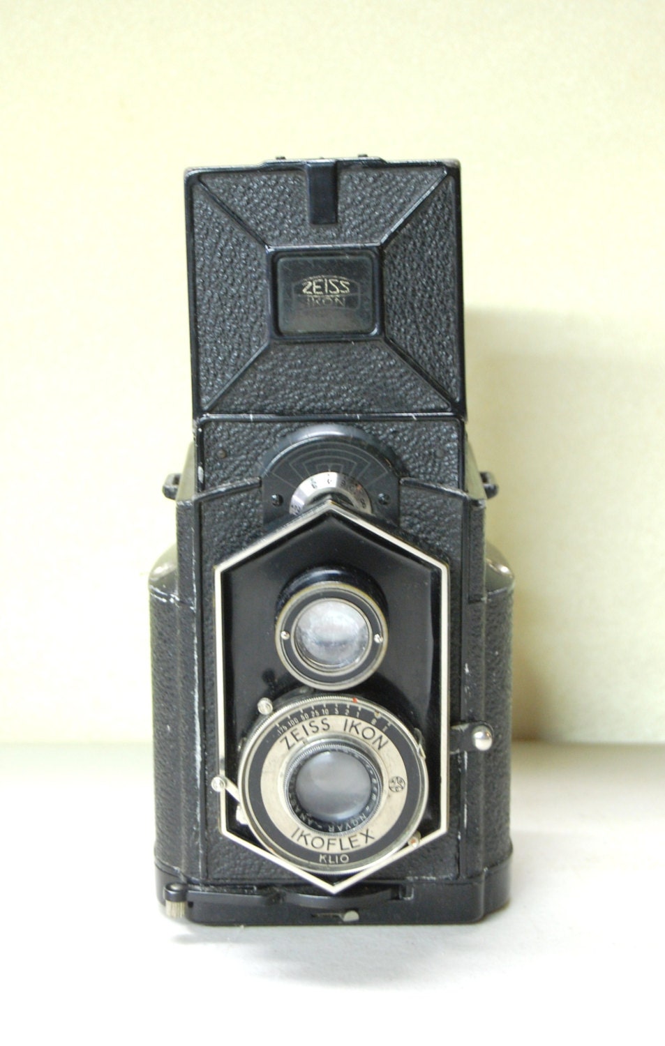 Vintage Zeiss Ikon Ikoflex TLR Top View Camera