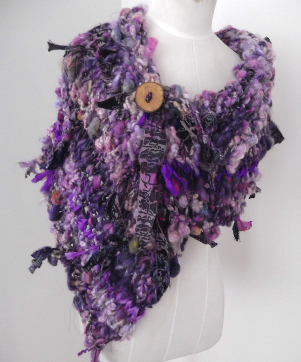 Hand Spun Bulky Art Yarn Corriedale Border Leicester Silk Scarf Wrap in purples