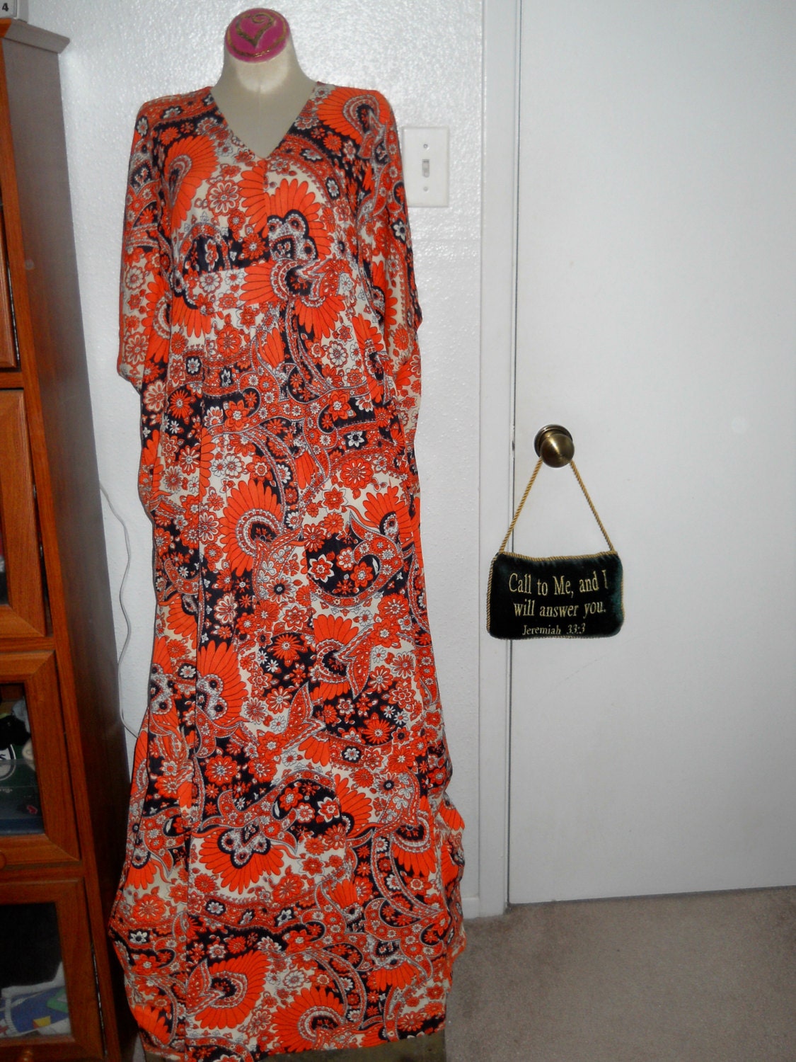 60s 70s FLOWER POWER MAXIDRESS Bright Orange Mod Psychedelic Floral Hippy Caftan ADjuStiBle