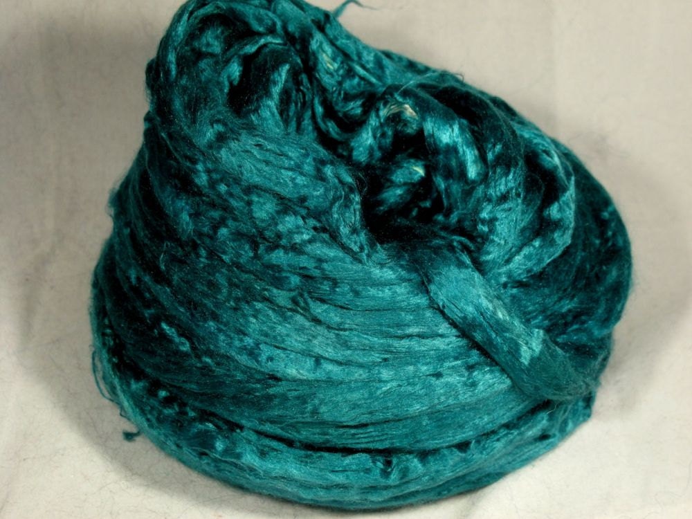 Bombyx Cultivated Silk Combed Top - Emerald - 1oz