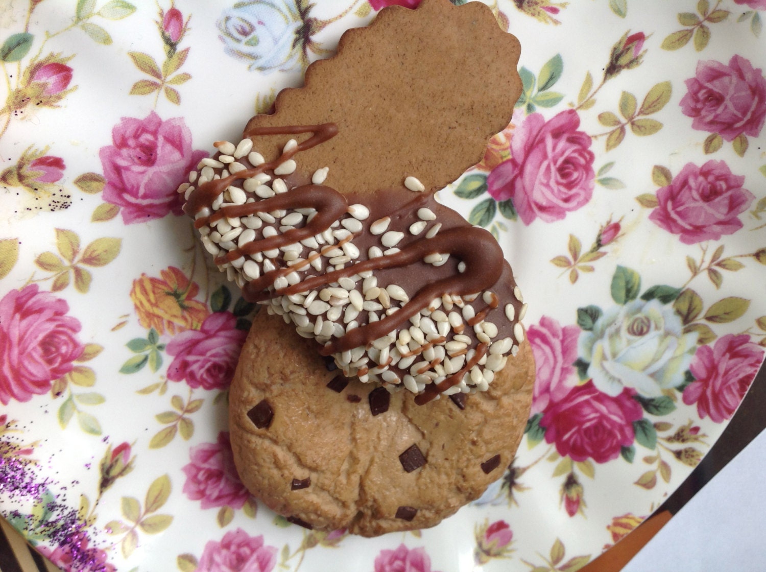 Chocolate sesame heart cookie magnet Realistic looking