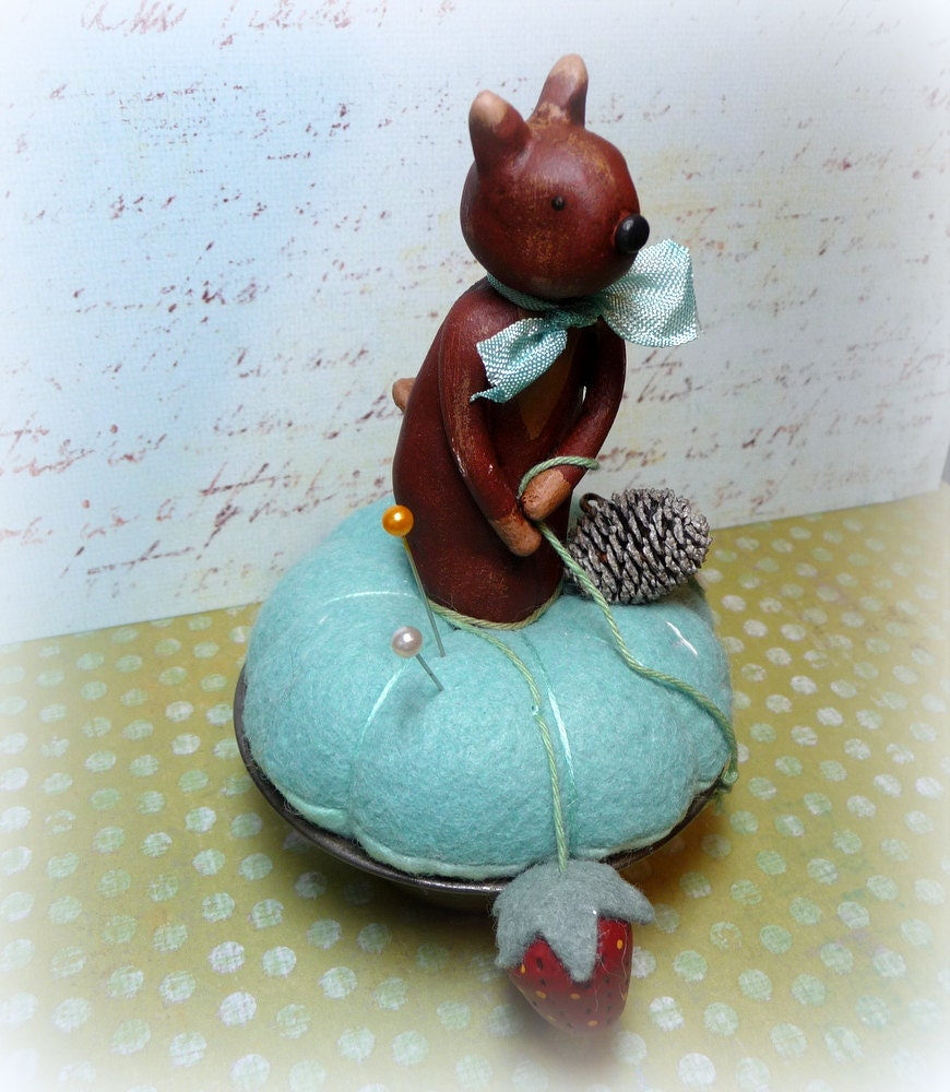 Forest Squirrel Vintage Tin Measure Cup Teal Wool Pin Cushion with Strawberry