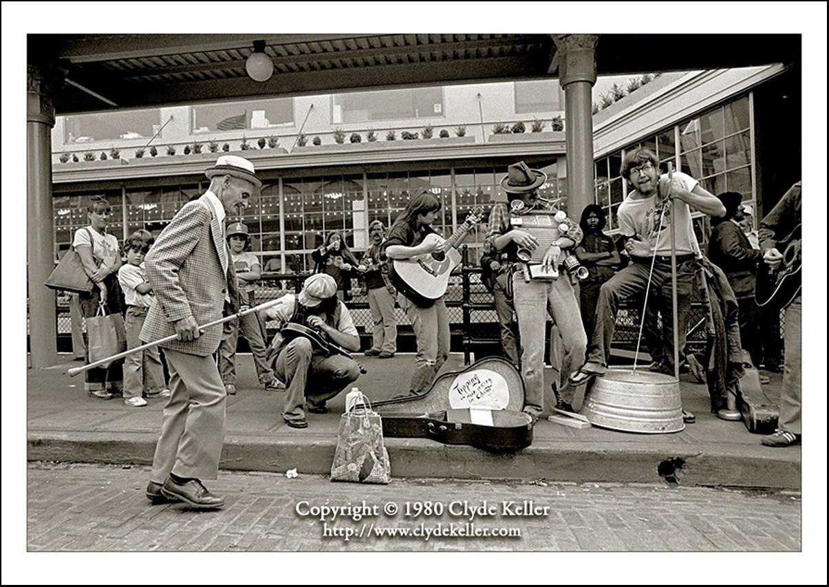 DANCIN' JACK & HOTCHA, Pike Market, Clyde Keller photo, large 16x20 inch fine art print