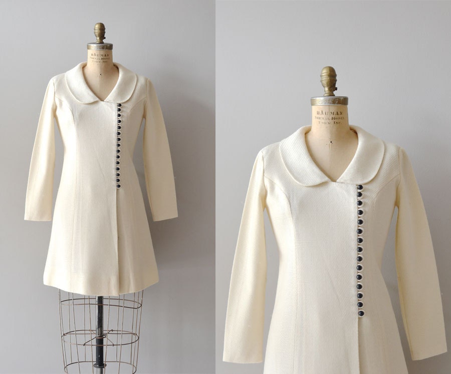 cream 1960s dress / mod 60s dress / Cinema Everywhere dress