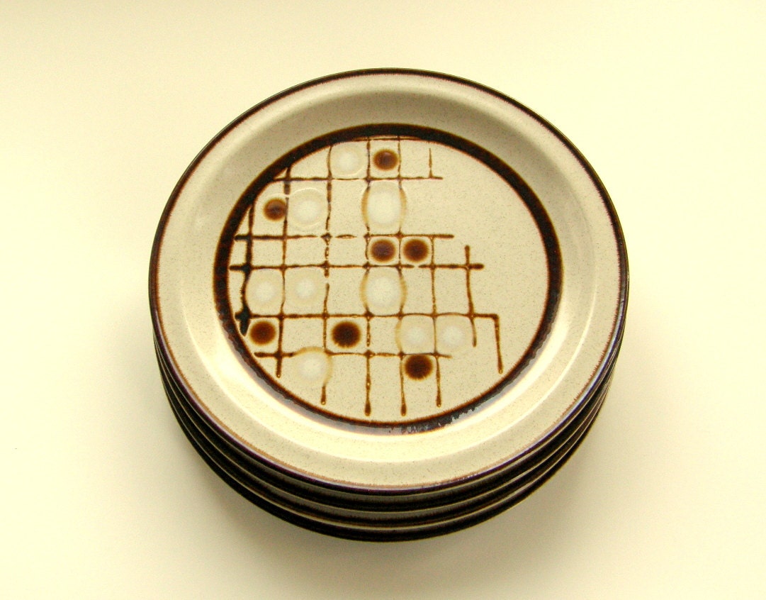 Vintage Kaleido Snowdrop Dinnerware: MidCentury Mod Japanese Stoneware, Service for 4