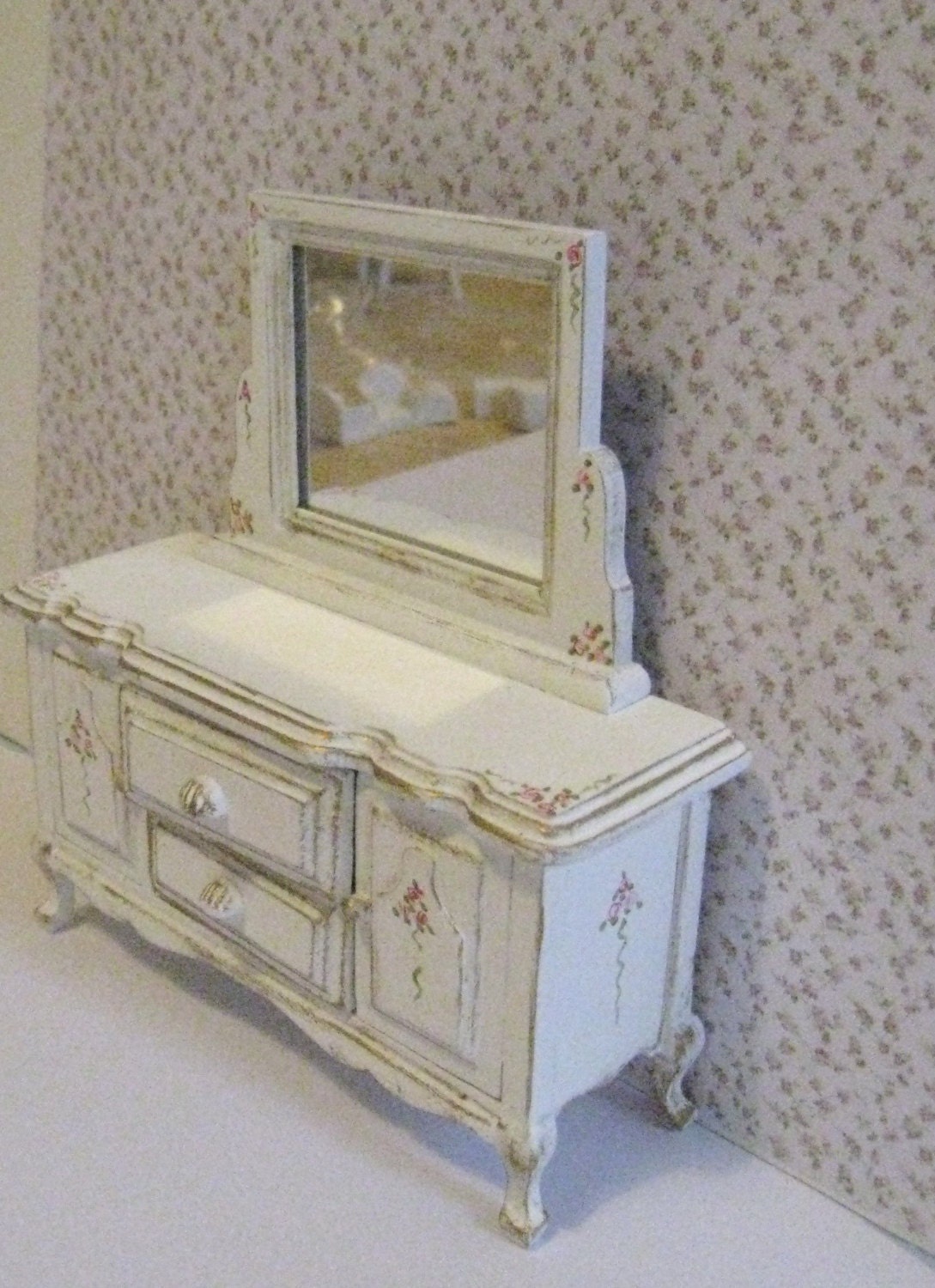 Shabby Chic   Mirrored  Chest of drawers, ,  distressed white with rose bouquets,  Twelfth scale dollhouse miniature
