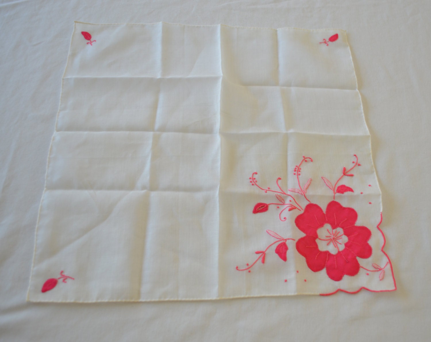 Vintage Ladies Handkerchief embroidered with rose