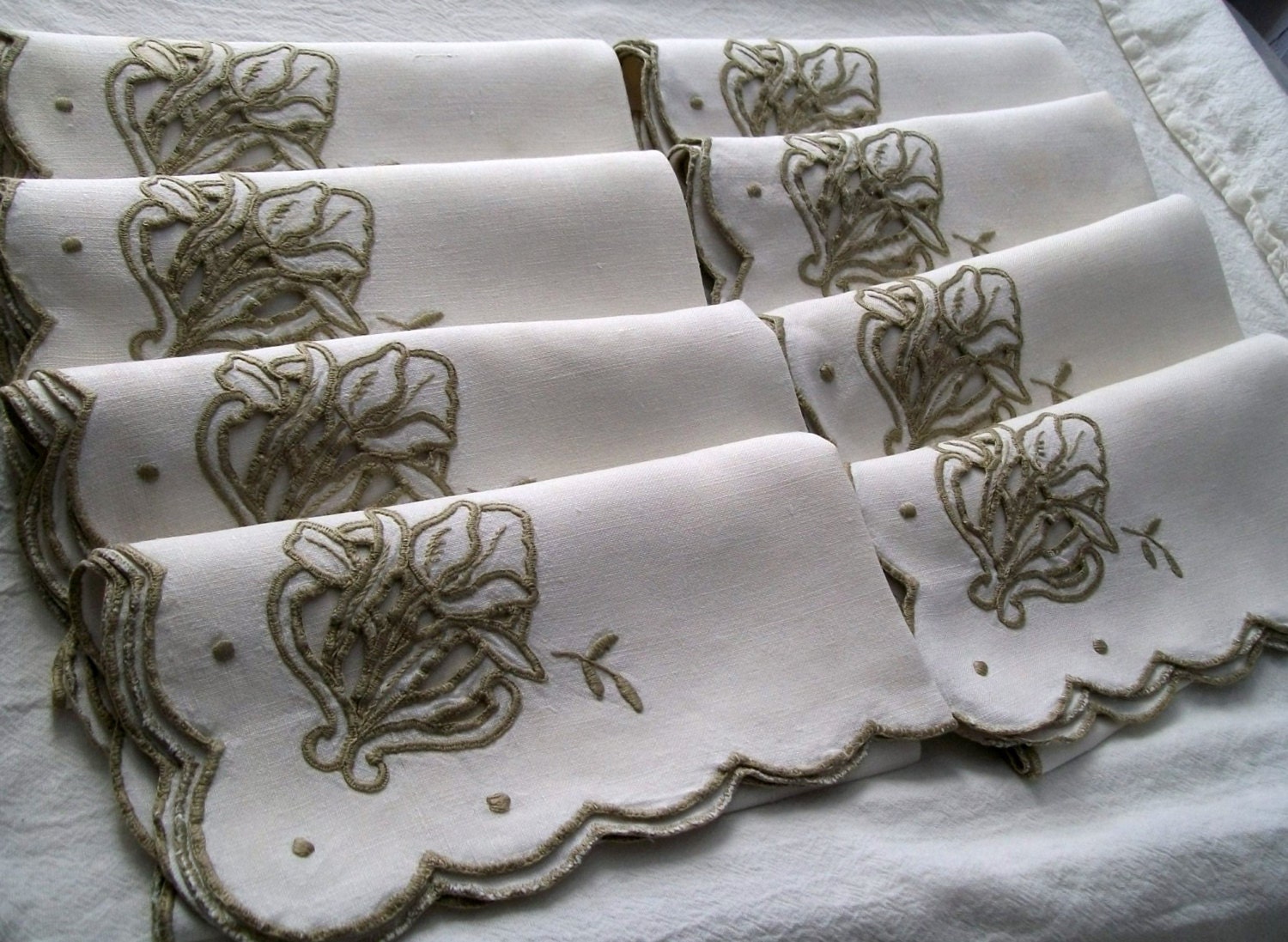 Vintage Napkins Bundle, Crafters Bundle, Destash Set of Eight