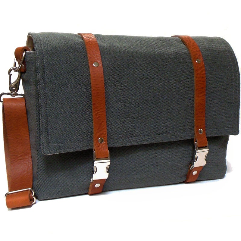 15" Laptop messenger bag - gray herringbone and brown leather