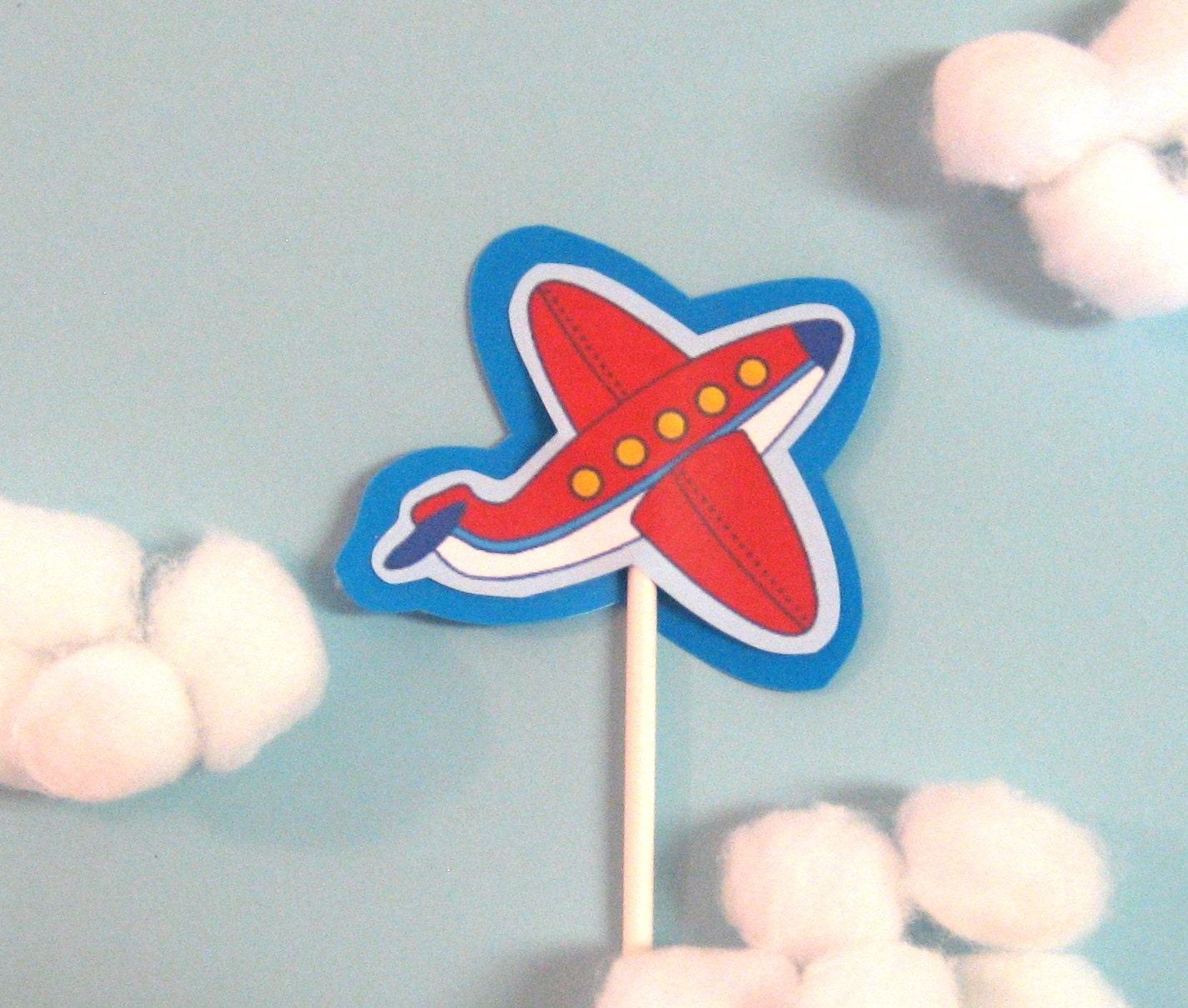 12 Cupcake Toppers - AIRPLANES