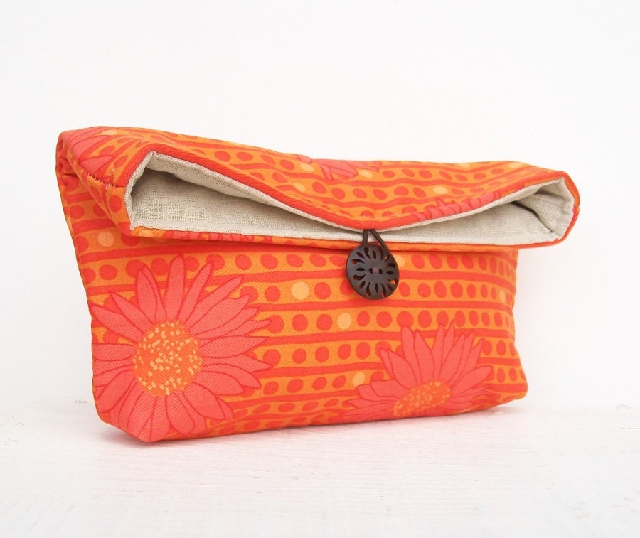 Makeup Bag, Bridesmaid Gift, Orange Clutch Purse, Orange Daisy, Jewel Tone, Floral Clutch, Travel Bag, Gift Under 25