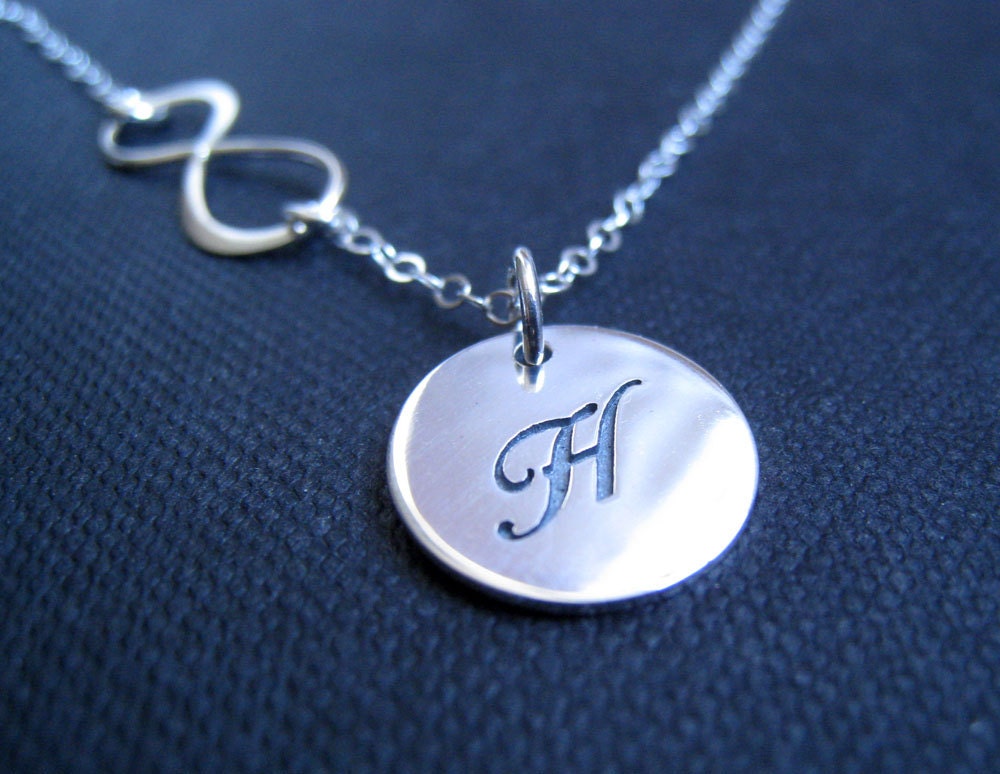 Personalized infinity necklace, sterling silver initial disc necklace, infinity jewelry
