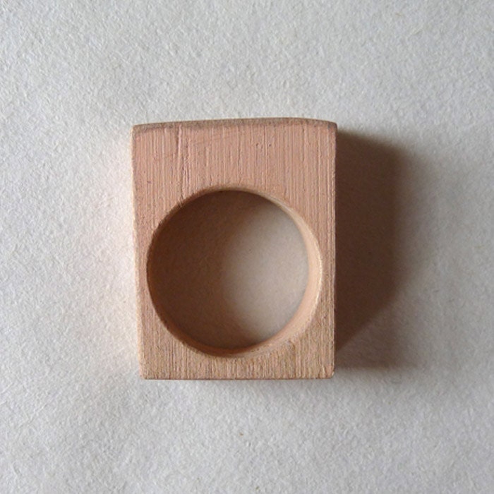 Rectangle ring in peach