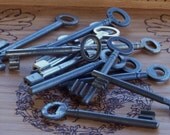 Large SKELTON KEY Vintage Antique Old English Iron Key for Protection, Reverse Evil Eye, Voodoo Hoodoo Charm, Steampunk, Witchcraft