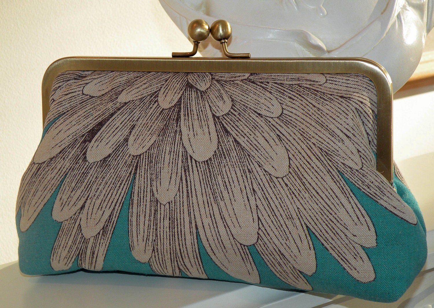 Purse/Clutch/Bag..Bridal..Aqua Linen Floral Chrysanthemum..Bridesmaid/Wedding Gift..Silk Taupe LiningFree Monogram