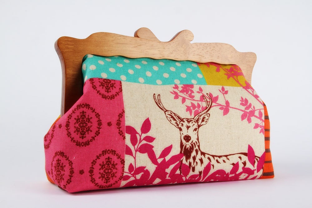 Home pouch - Echino's forest patchwork in pink - wooden frame clutch bag