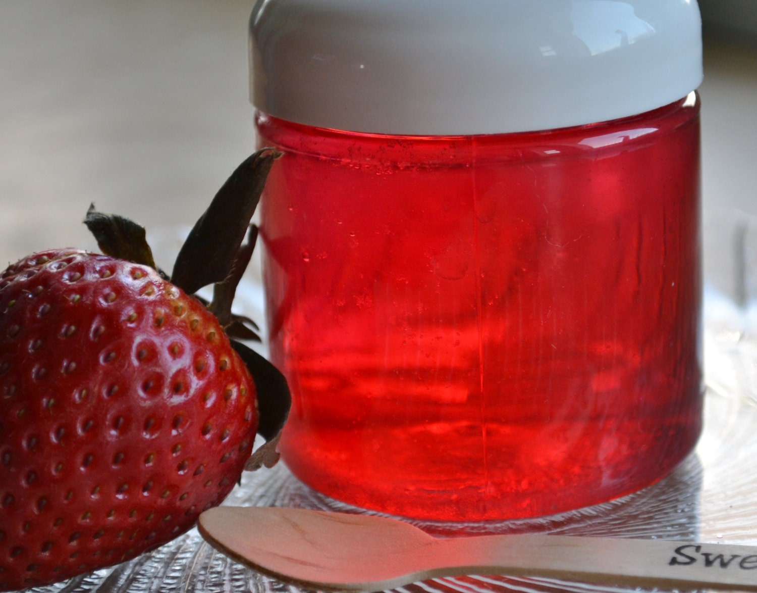 Sweet Strawberry Shortcake Glaze Bubble Bath - AN AJSWEETSOAP EXCLUSIVE