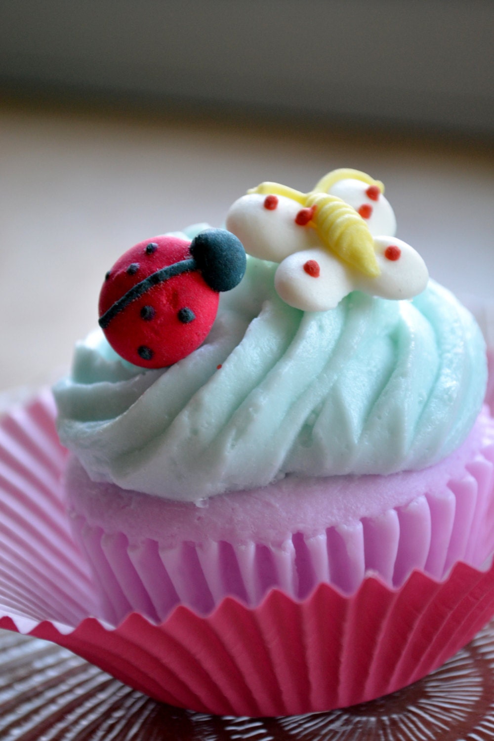 AJs Cupcake Factory - Spring Critter Vegan Cupcake Soap
