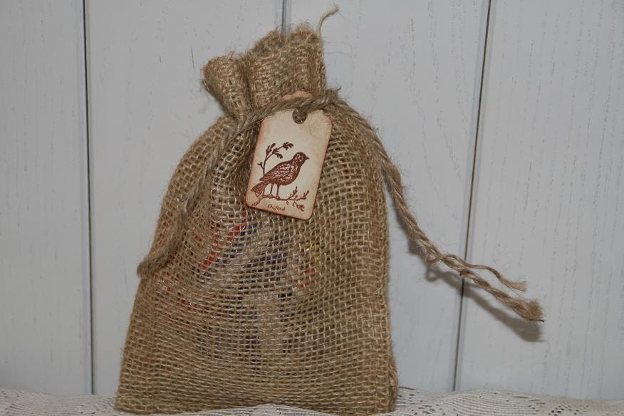 25 Burlap Bags Wedding Favors Bags with Tag - Burlap Wedding - Rustic Wedding Favors - Birdseed Bags