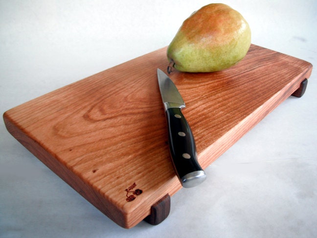 reclaimed beautiful cherry raised serving/cutting board eco hardwoods