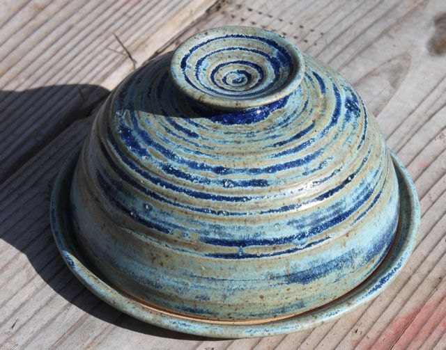 Round Lidded Cheese Dish - Butter Dish - Butter Keeper Mossy Electric Blue In Stock