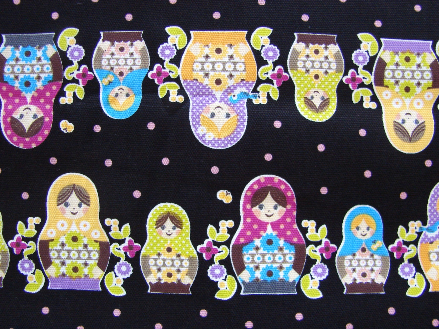 Russian dolls, Kokka thick cotton fabric from Japan, size 18" x 22", US ship only