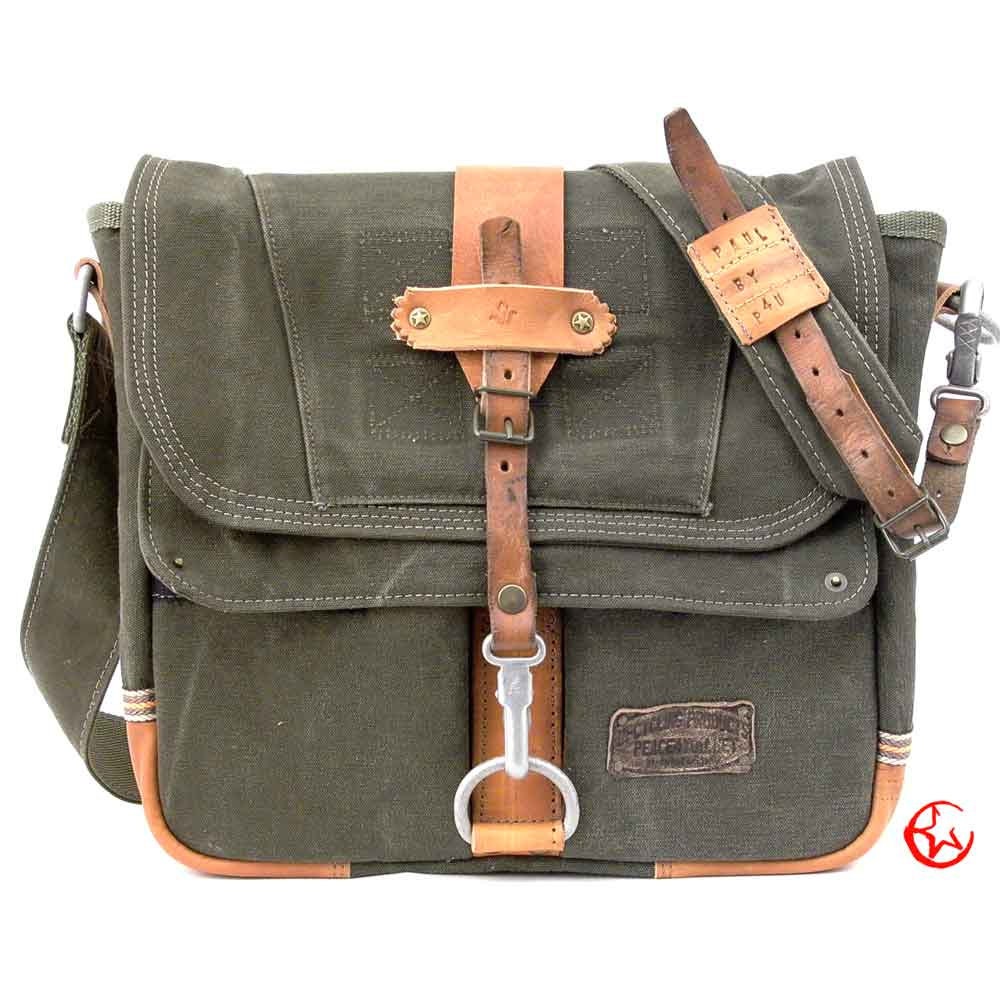 Canvas Messenger Bag // Upcycled and Handmade by peace4you - Model paul-1907