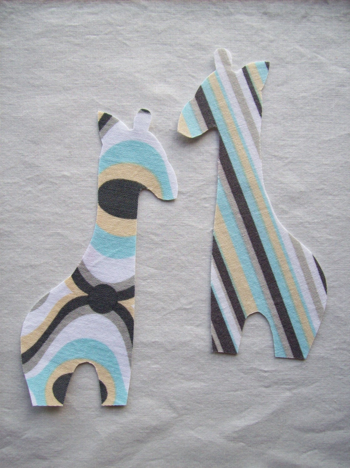 2 Small Diy Fabric Iron On Applique Giraffes