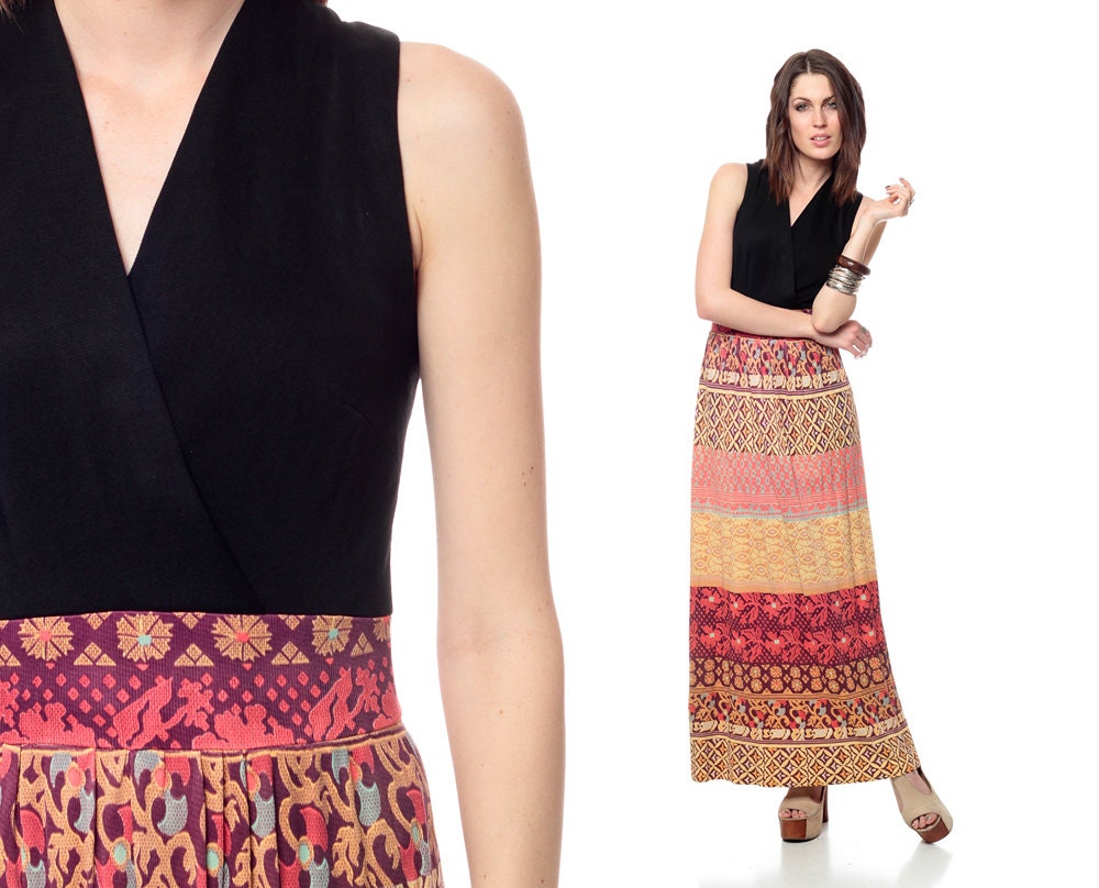 Bohemian Maxi Dress 70s PSYCHEDELIC Hippie Tiered Geometric Print Boho Chic 1970s Black Deep V Neck Wrap Vintage Sleeveless Party Medium
