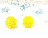 Once Upon A Golden Summer - Flower Stud Earrings