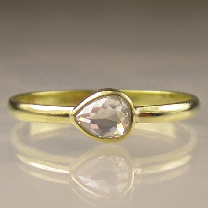 Rose Cut Diamond Ring in 18k Yellow Gold - Engagement Ring