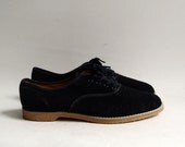 shoes 5.5 / black oxfords / deadstock shoes / lace up oxford flats / shoes size 5.5 / vintage shoes