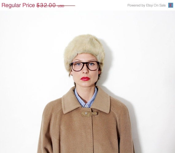 50% OFF SALE Vintage fur hat