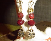 Kitty cat earrings in red and gold handmade by MAB Jewelry