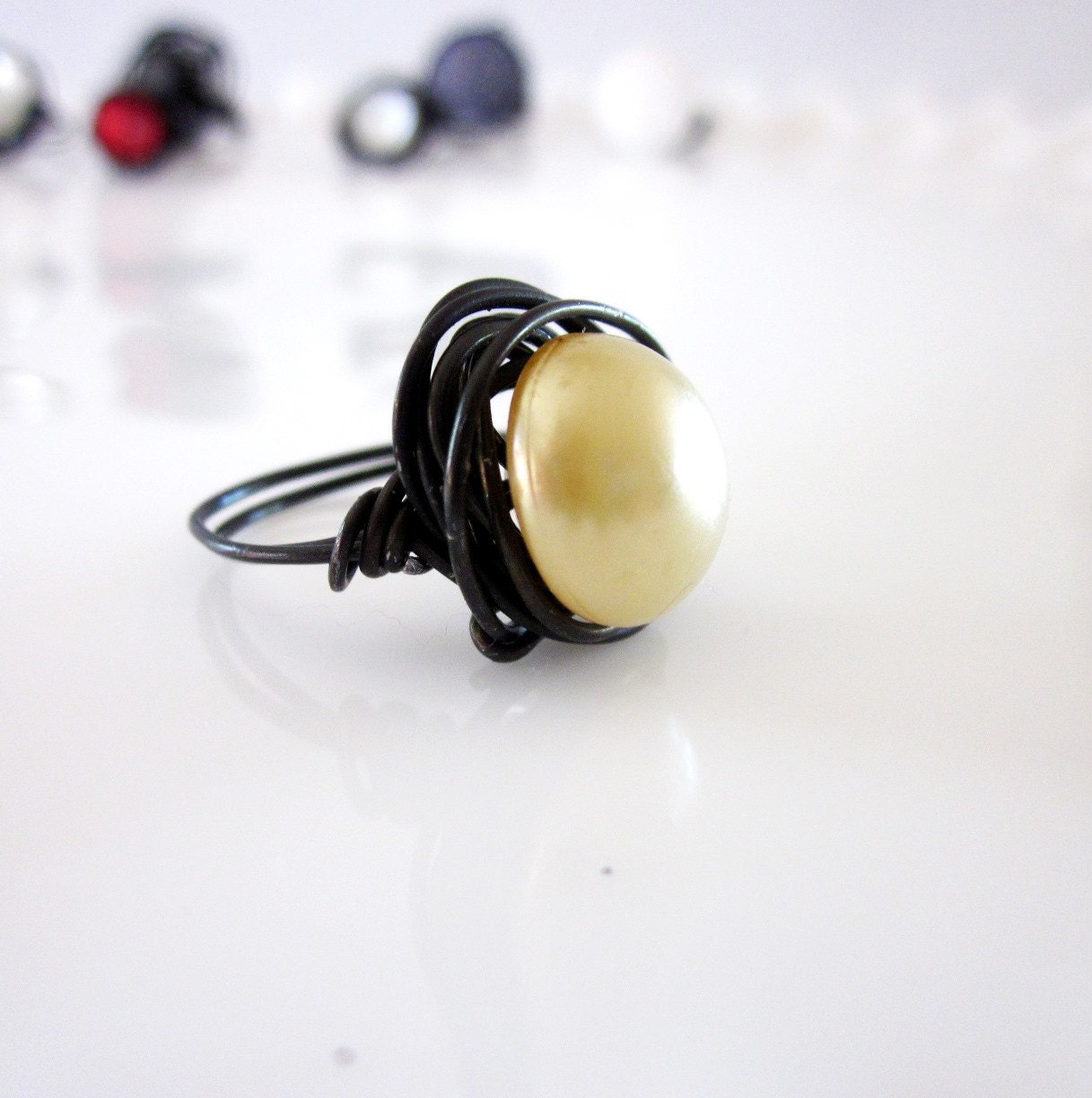 Vintage Faux Blonde Pearl Button Wire Wrapped Nest Ring Size 6.5