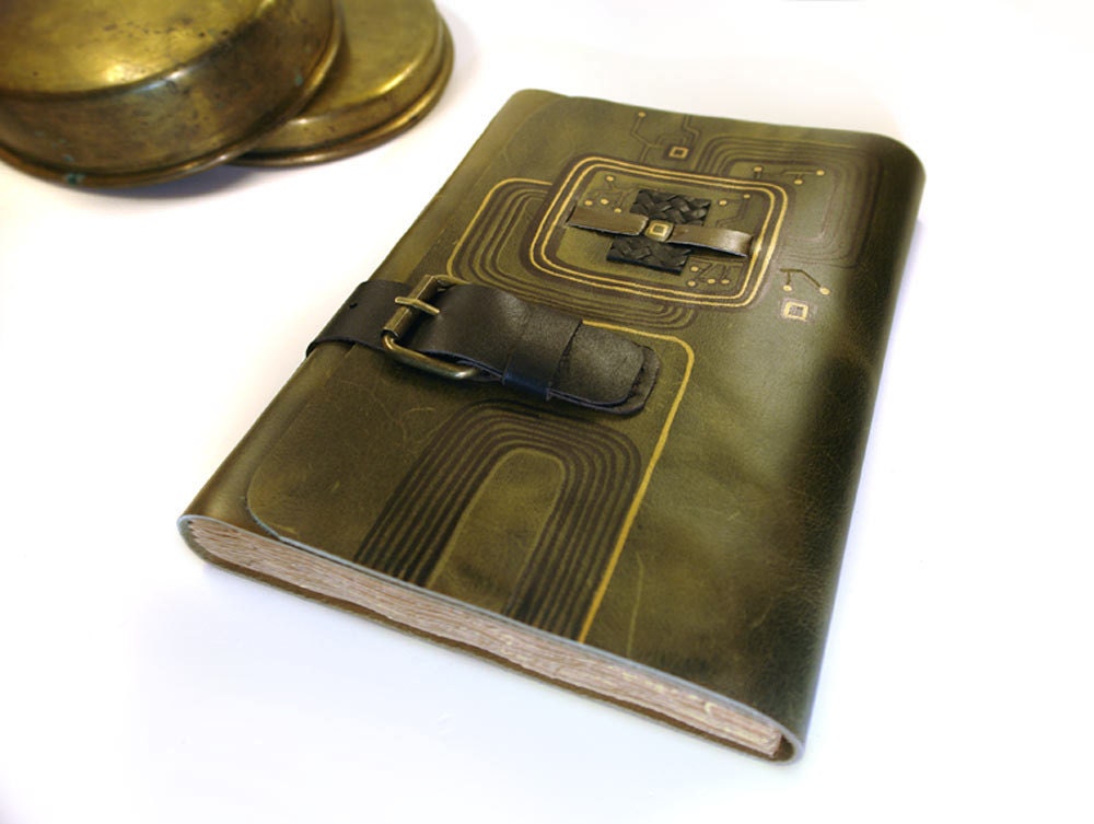Military Large Leather Journal - Khaki Art Journal, Album, Sketchbook with Vintage Old Style Paper -  The Patriot