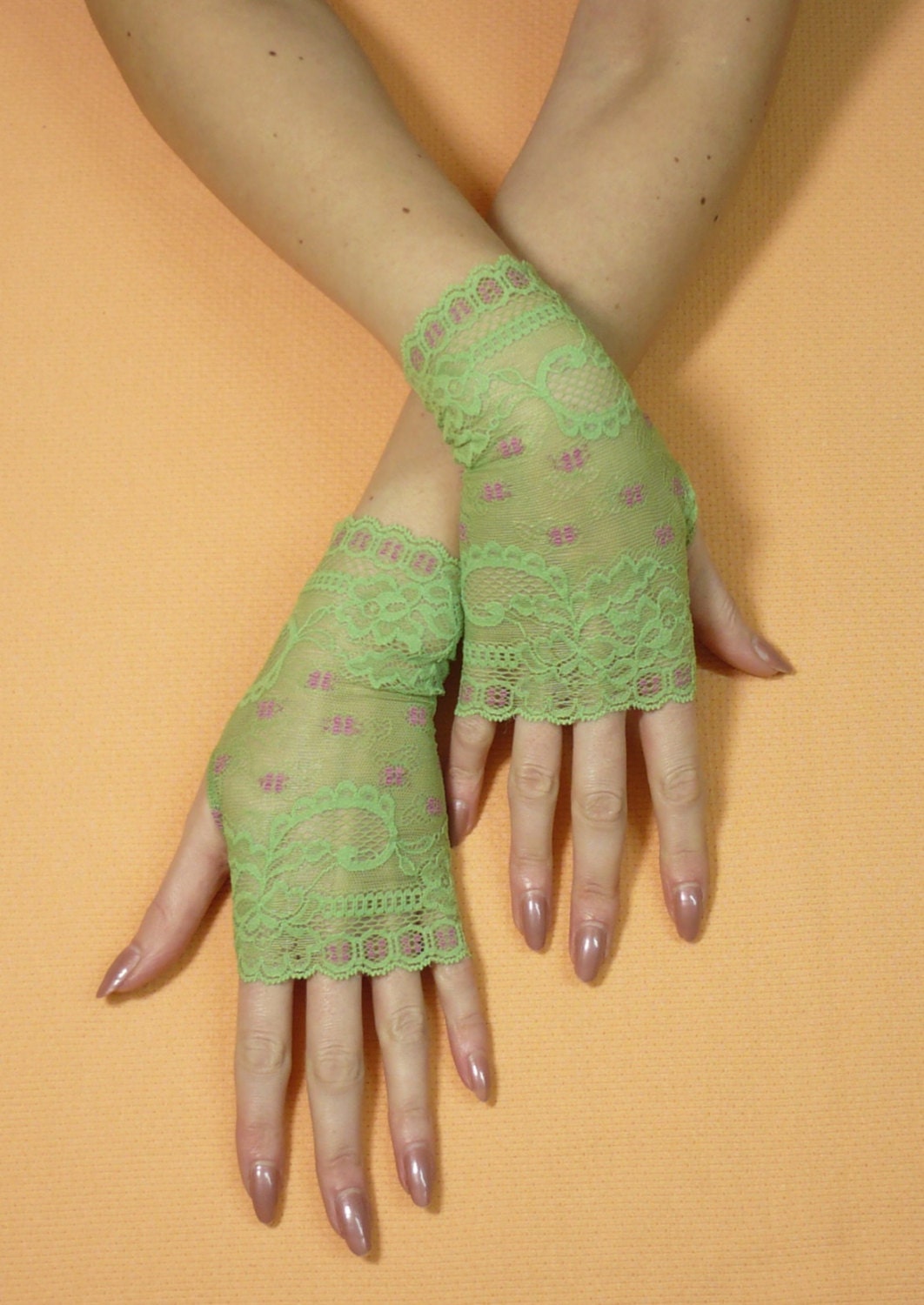 Short Romantic Elven Gloves, Fingerless, Green Flowered Retro Mittens, Baroque Lace, Cute Arm warmers in Gypsy and Boho Style