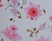 vintage fabric fat quarter (pink daffodils)
