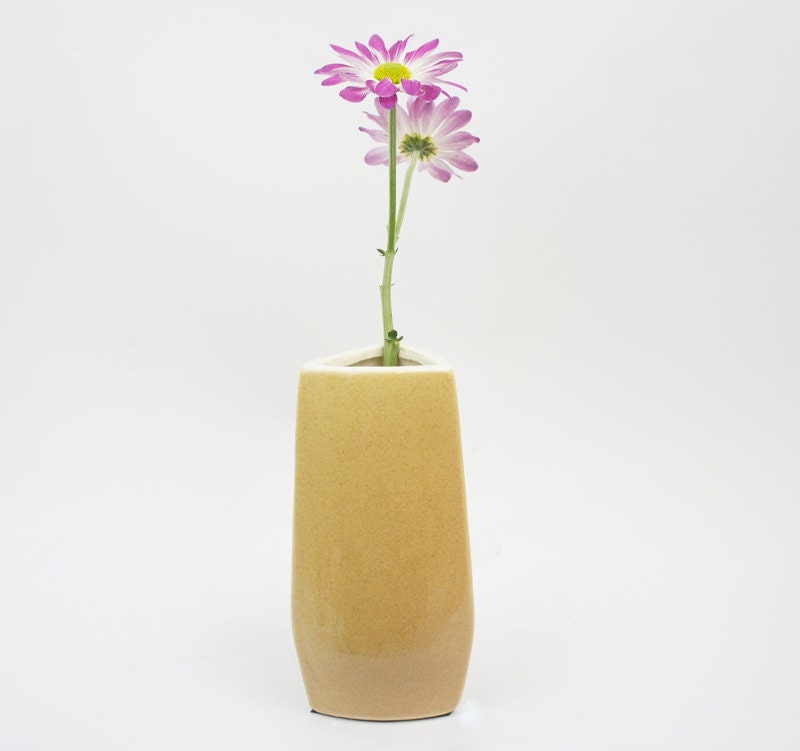 ceramic geometric vase