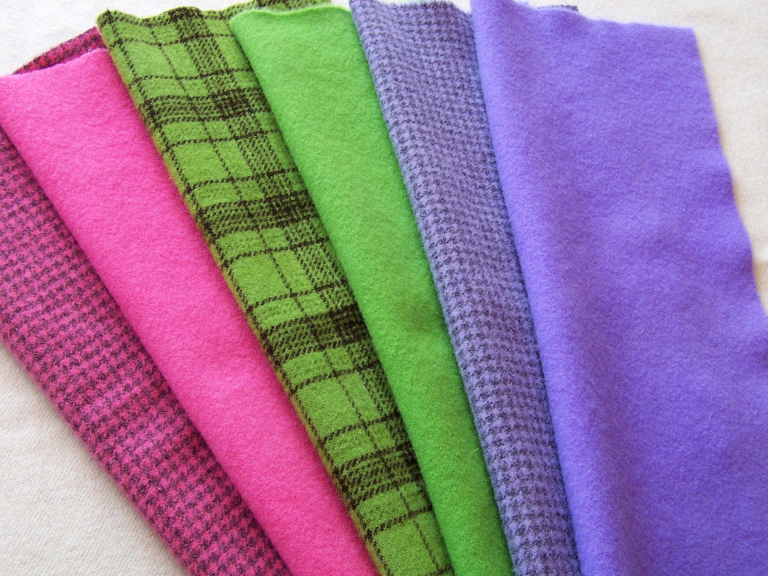 Hand Dyed Wool Fabric - Bright Pastel / Sorbet - for Rug Hooking, Applique, Penny Rugs and Sewing Projects/ H601