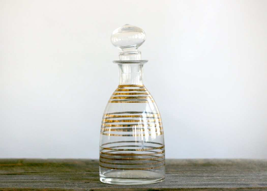 Gold Stripe Glass Decanter with Stopper