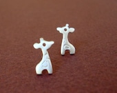 Tiny Giraffe Stud Earrings Sterling Silver Child Teen Mini BF Mom Cute Flower Girl Kawaii mom  for her summer