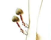 Nostalgic Love - Antique Bronze Tone Alloy Heart Earrings - pipsous