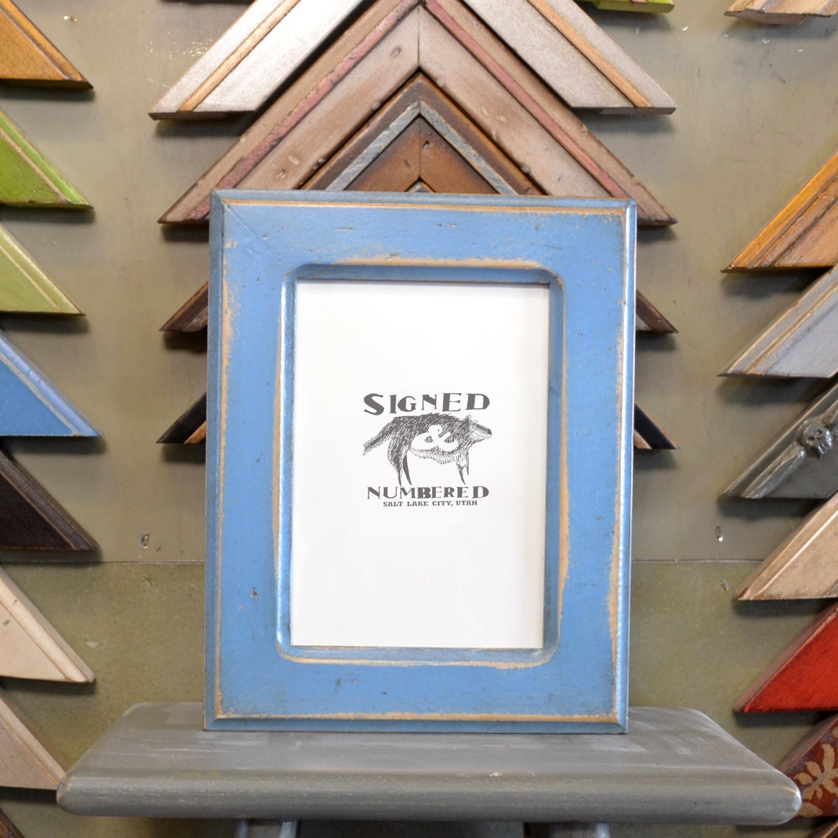 5x7 Picture Frame in Wide Double Cove Style with Super Vintage Blue Finish