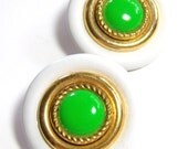 large neon green, white and gold tone round vintage pierced earrings CS513