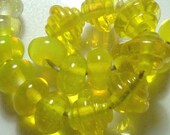 Yellow 'baroque' lampwork glass bead set SRA P97