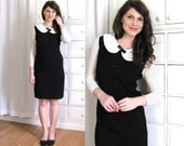 Lace Collar Dress / Mod 60s Dress / 1960s Black Dress