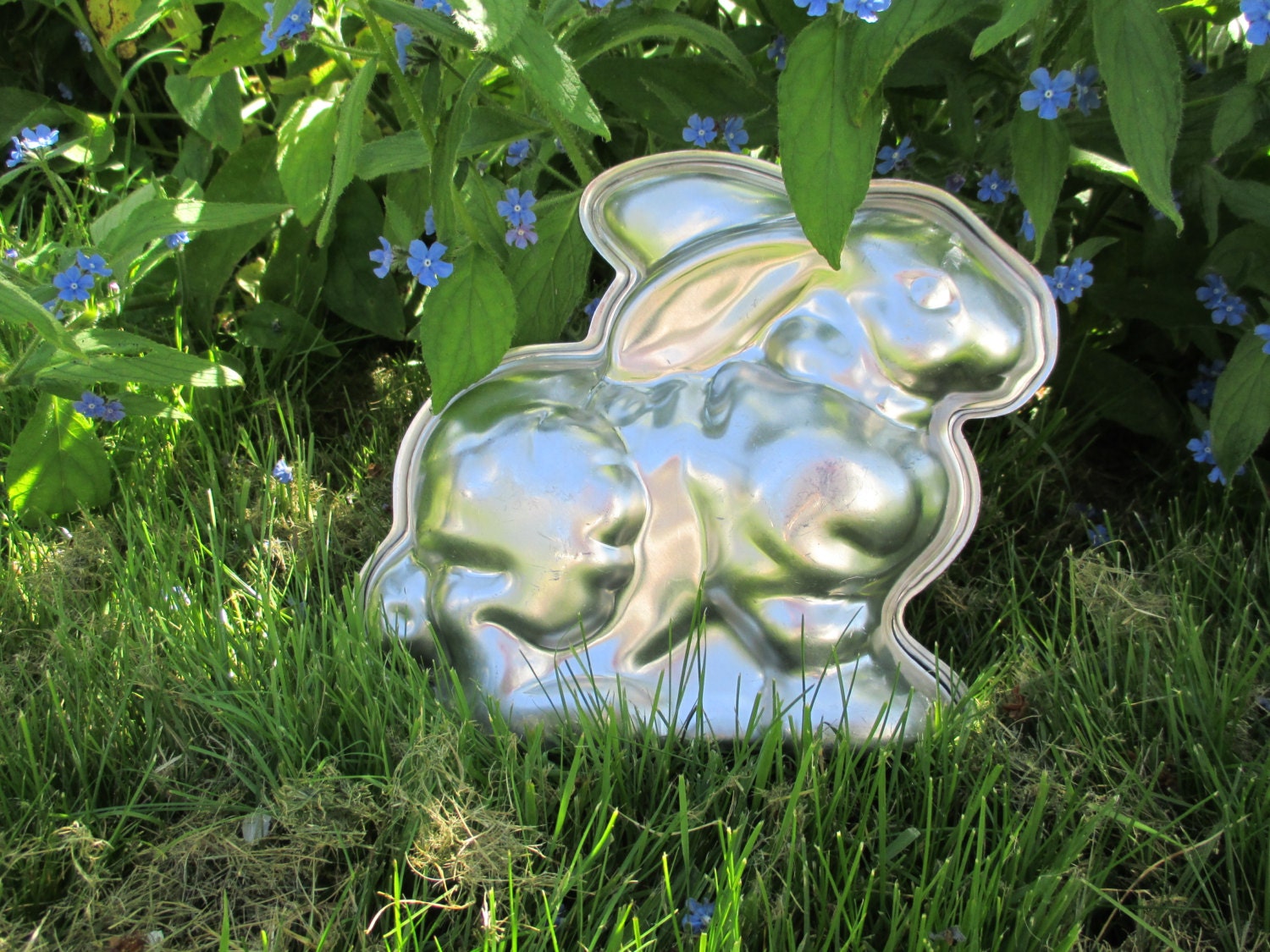 Vintage Sweet Bunny Rabbit 3D Cake Pan